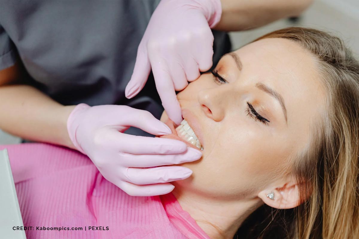 Identifying the Types of Tooth Discolouration: Intrinsic vs. Extrinsic Stains
